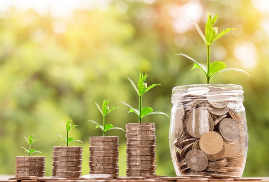 Saving tips to businesses choosing to use a courier company